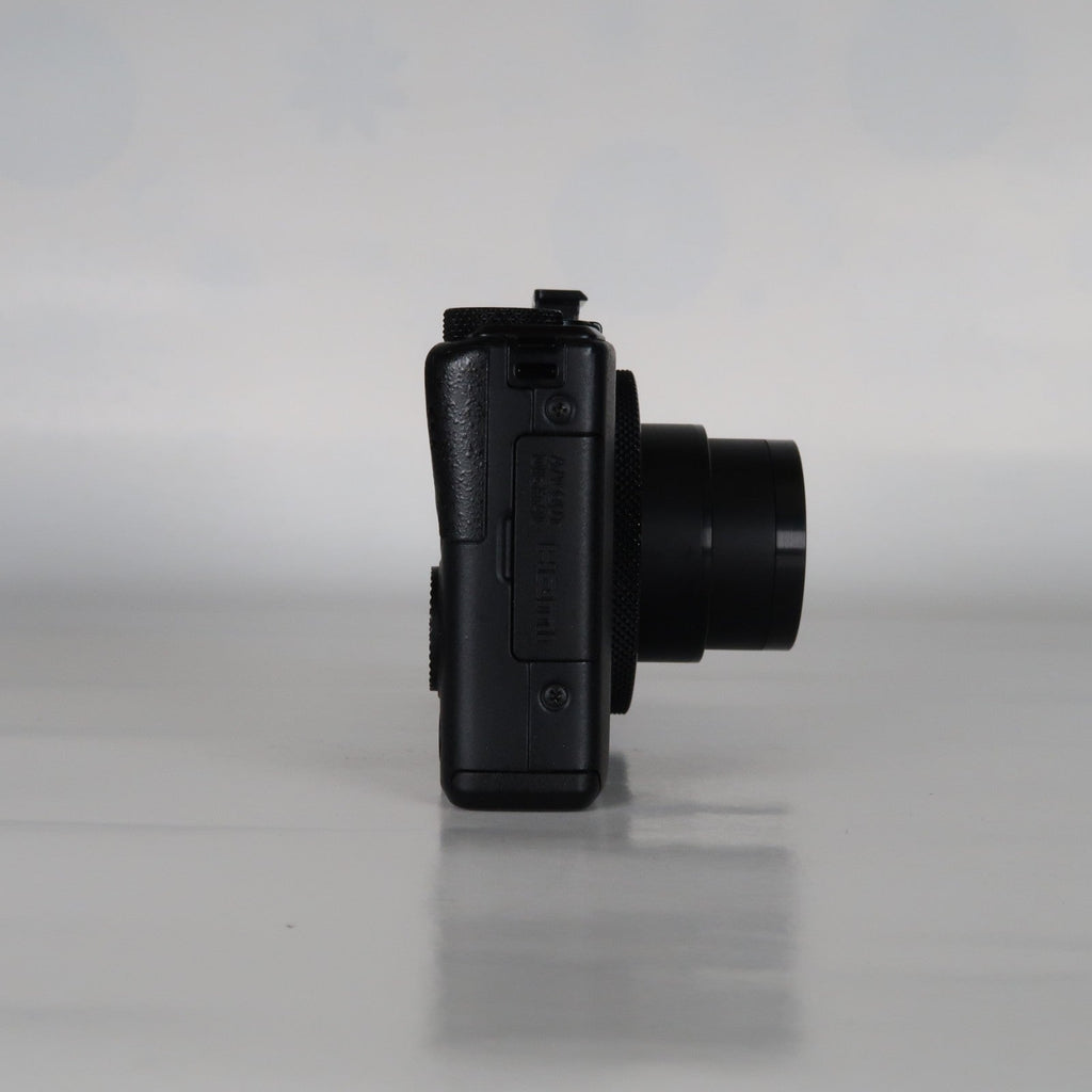 Canon PowerShot S110 12.1MP Digital Camera – Black, Case, SD Card – Excellent