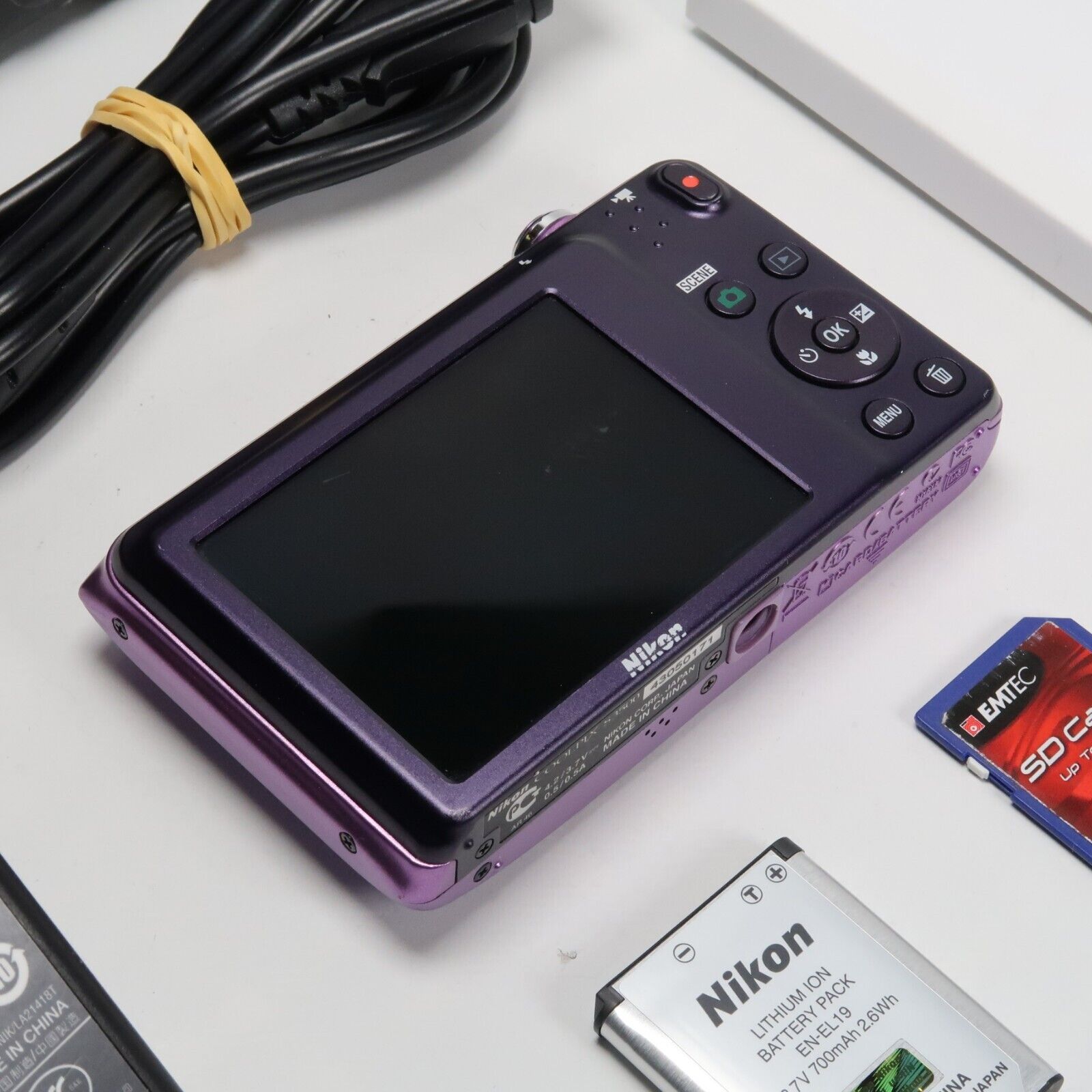 Nikon CoolPix S3500 20.1MP Digital Camera Purple – Mint Condition, Original Packaging