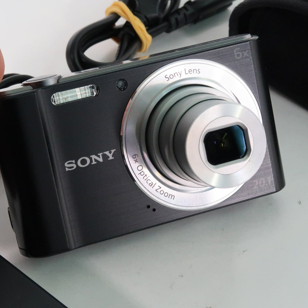 Canon IXUS 177 Black 20.0MP 8x Digital Camera – Mint Condition