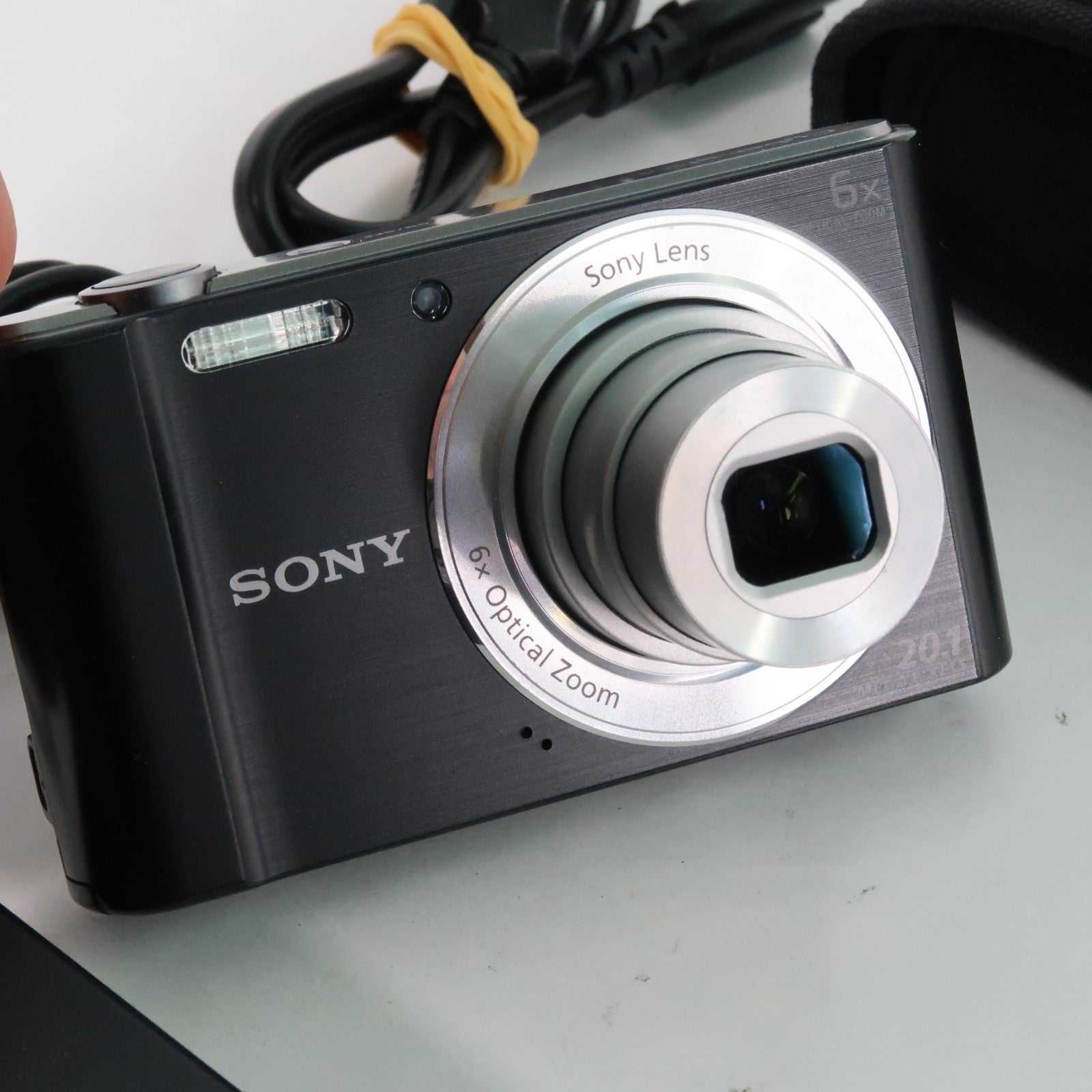 Canon IXUS 177 Black 20.0MP 8x Digital Camera – Mint Condition