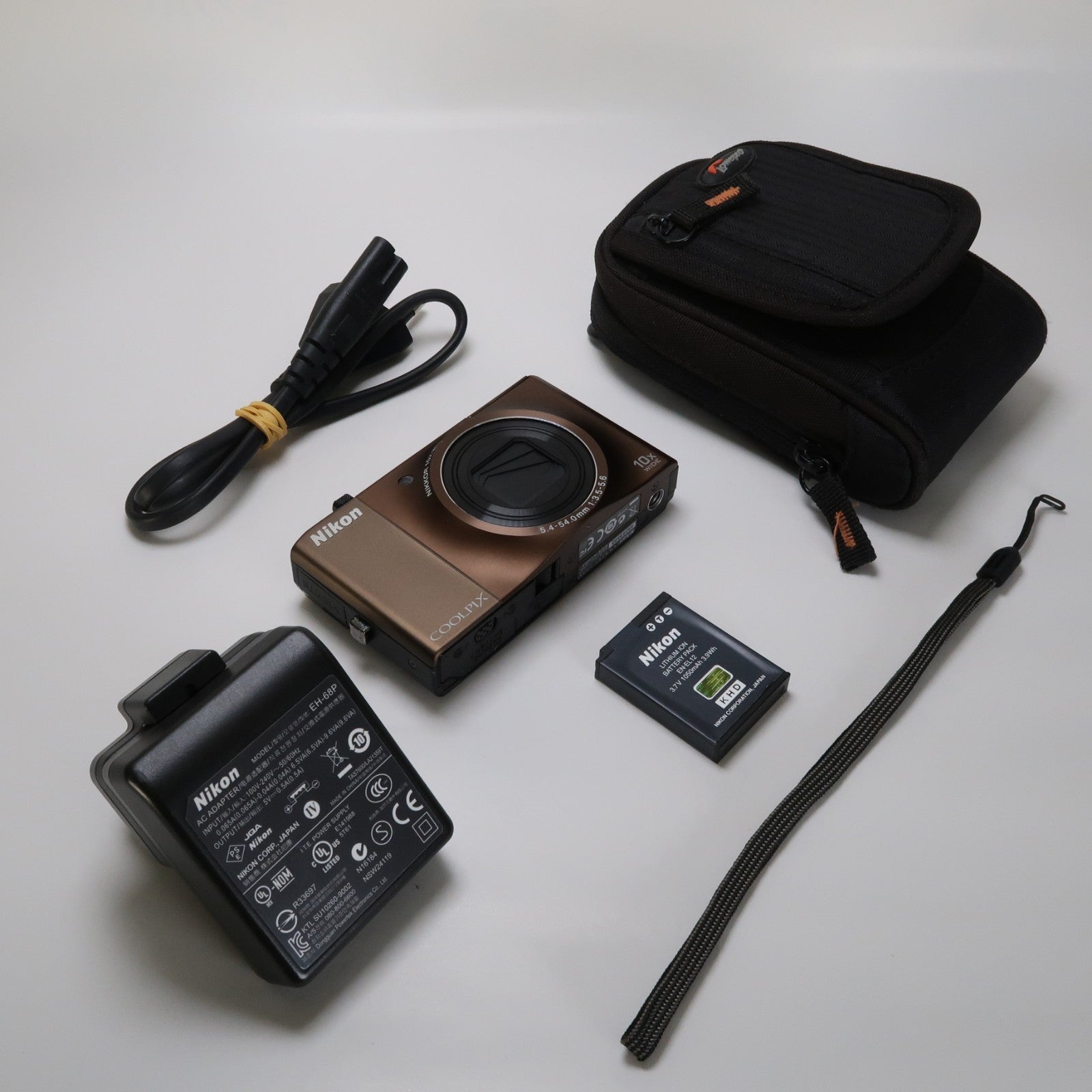 Nikon Coolpix S8000 14MP Digital Camera – Brown – 10x Zoom + Charger + Case