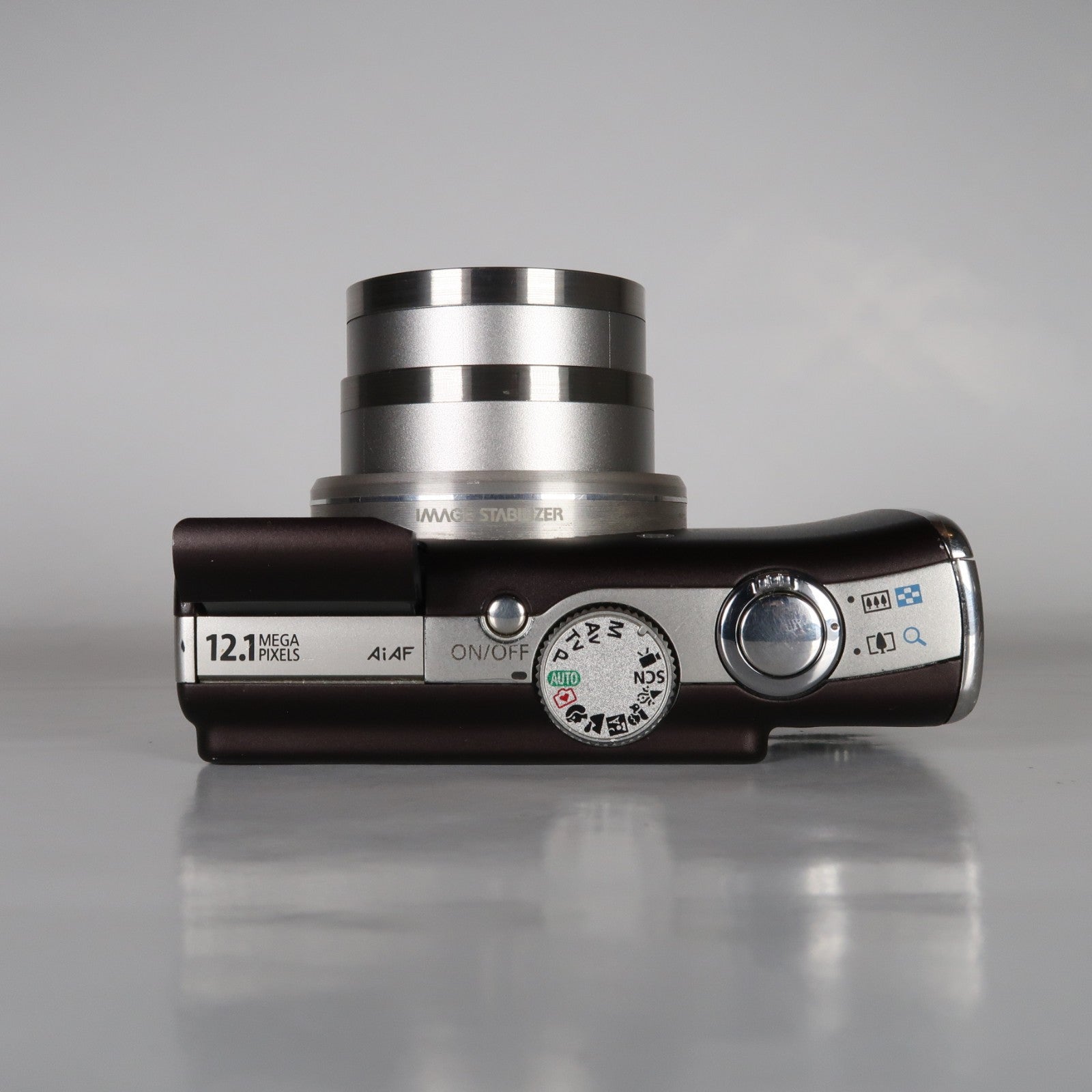 Canon PowerShot SX200 IS 12.1MP 12x Digital Camera Brown