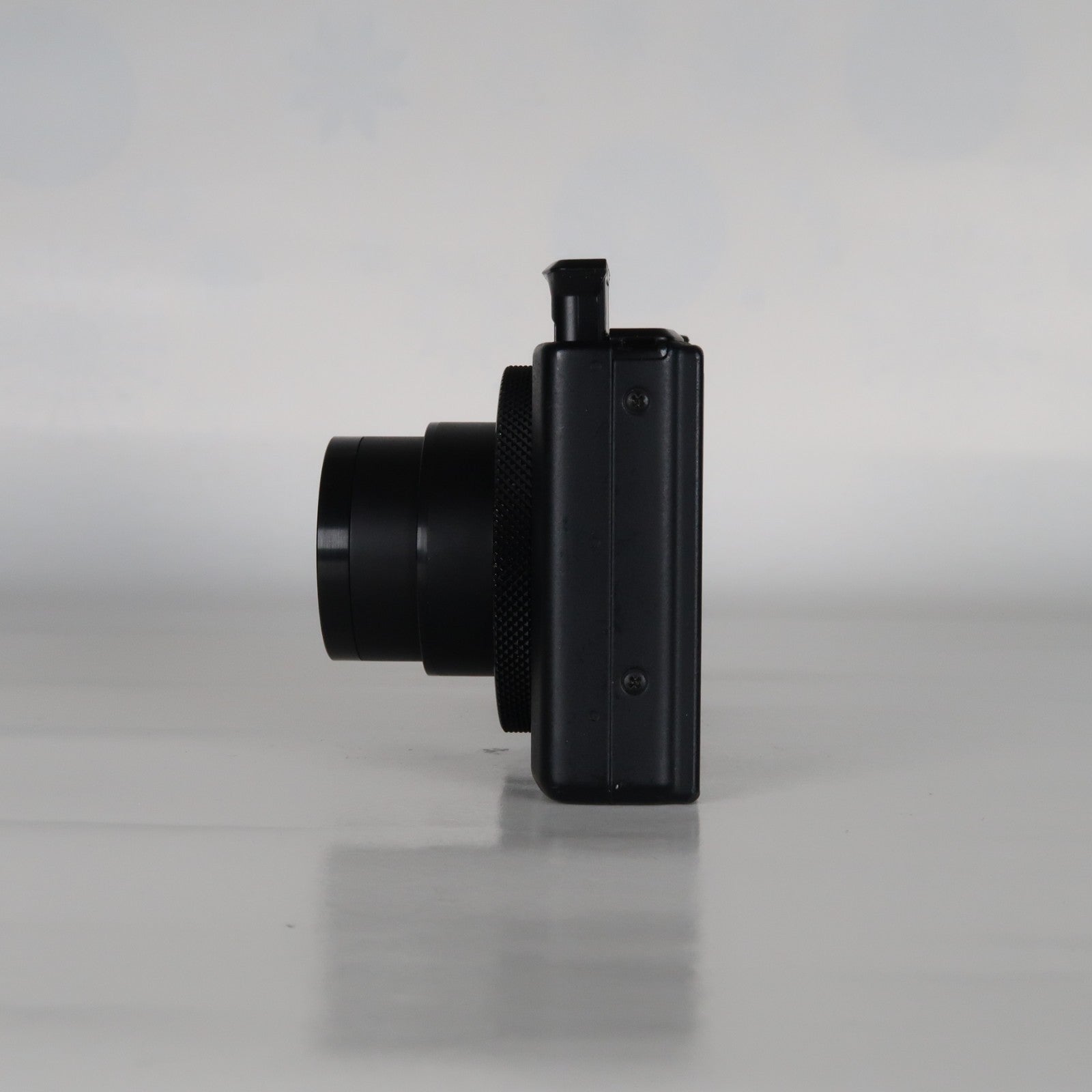 Canon PowerShot S110 12.1MP Digital Camera – Black, Case, SD Card – Excellent