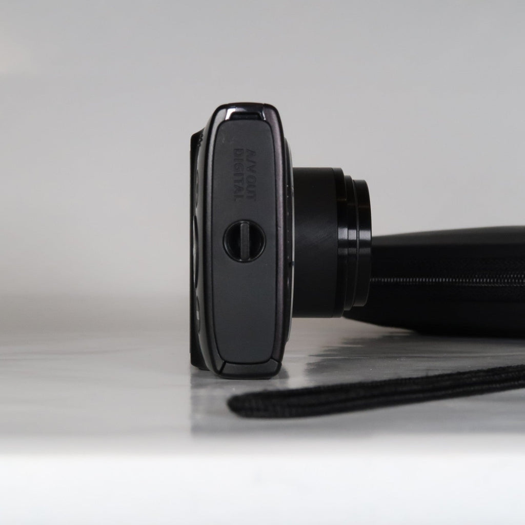 Canon IXUS 155 20.0MP Digital Camera Black – Mint Condition