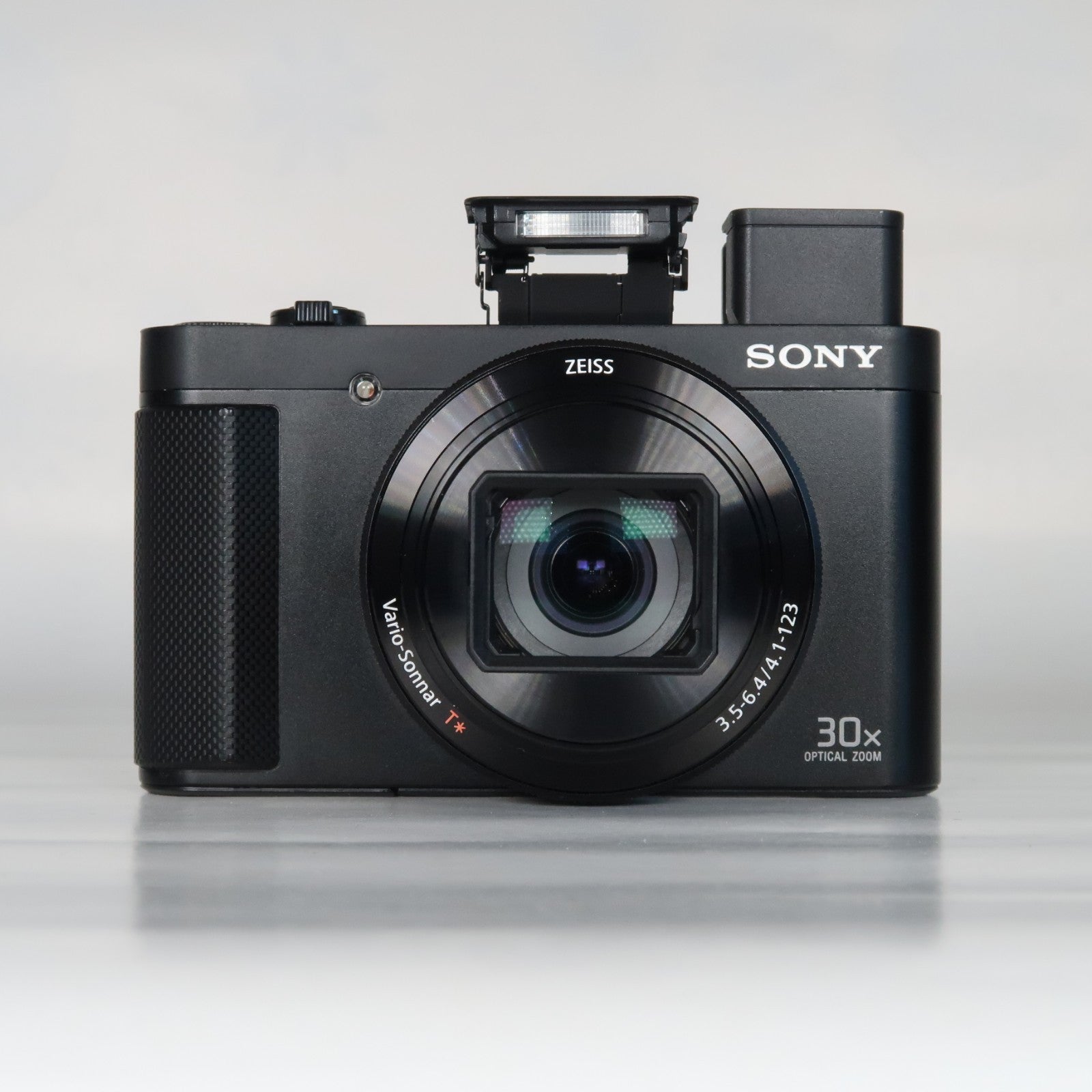 Sony Cyber-shot DSC-HX90V 18.2MP Digital Camera – Original Packaging – Excellent