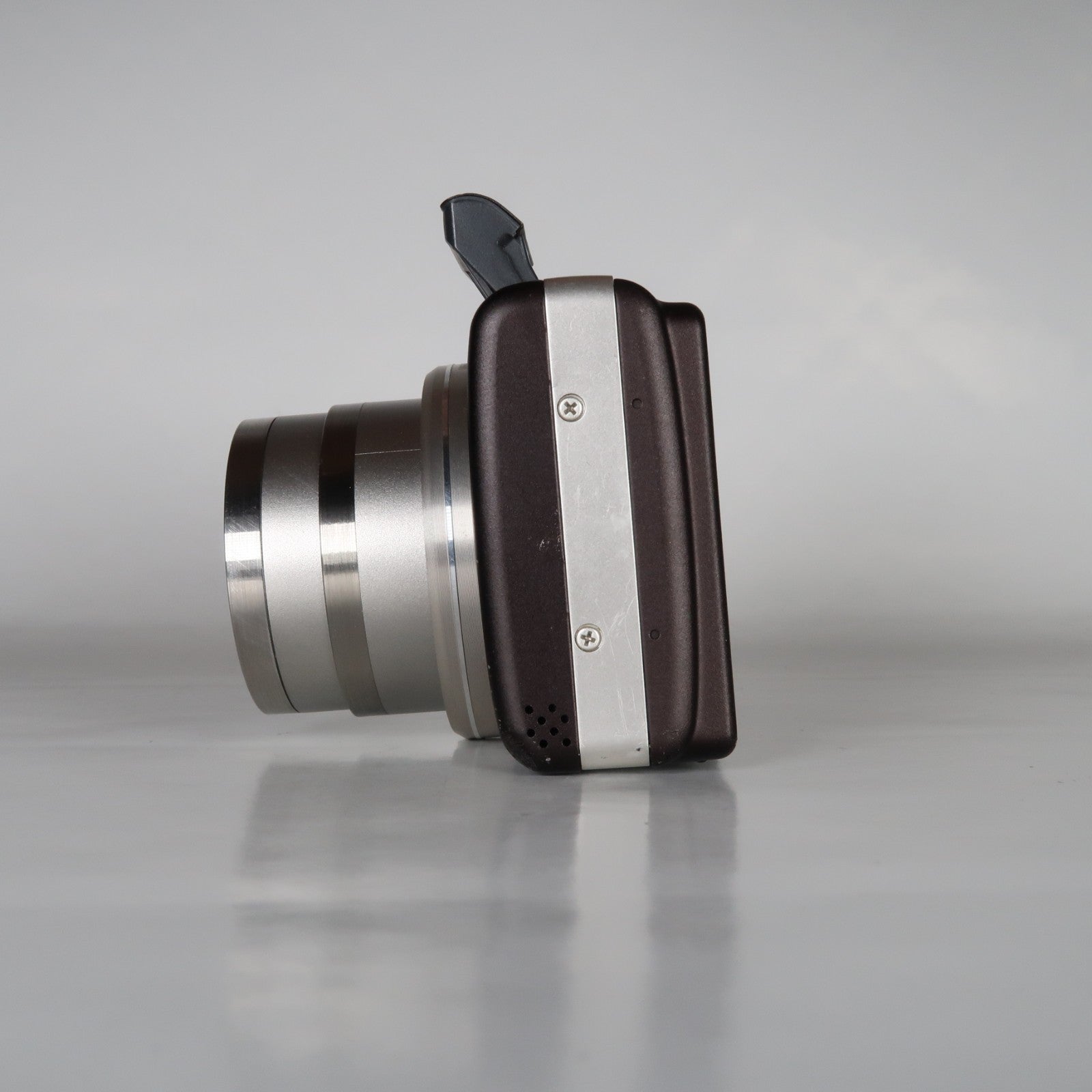 Canon PowerShot SX200 IS 12.1MP 12x Digital Camera Brown