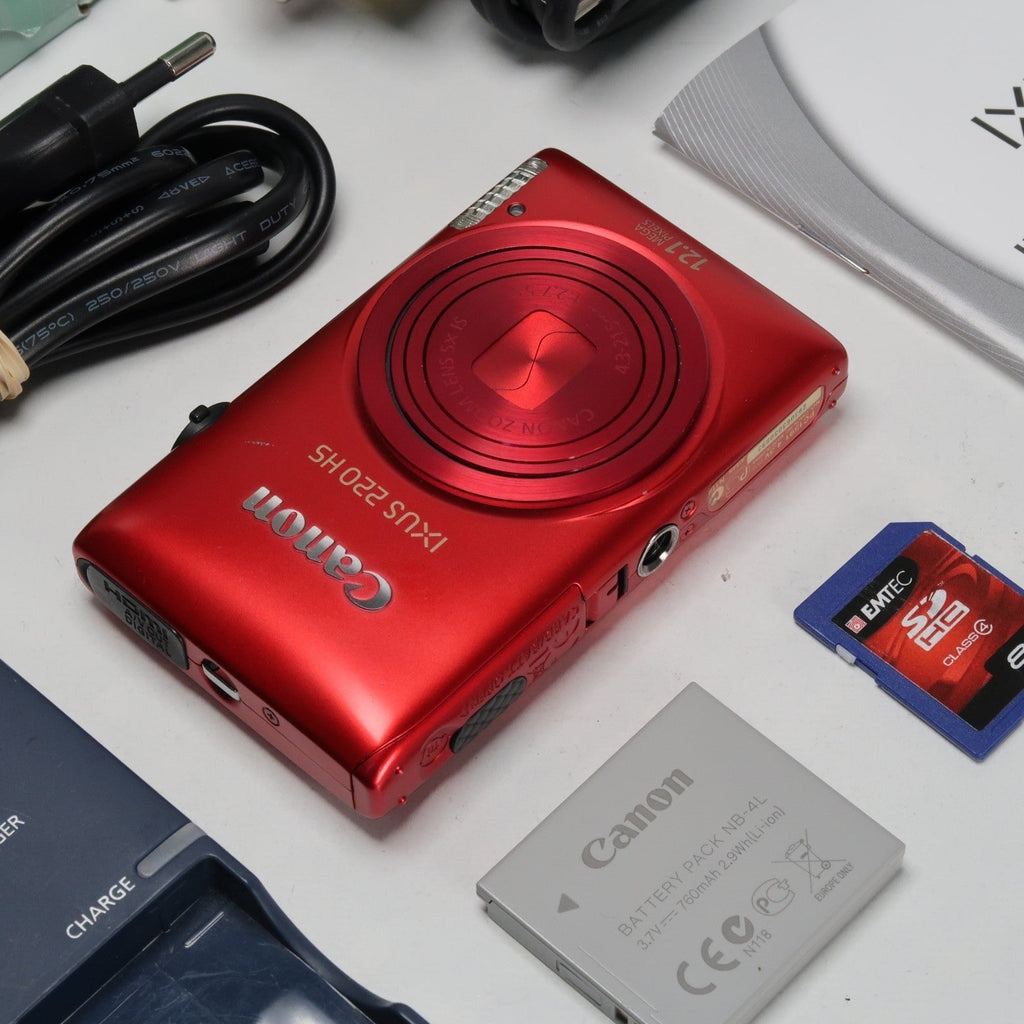 Canon IXUS 220 HS 12.1MP Digital Camera Red – Boxed Set