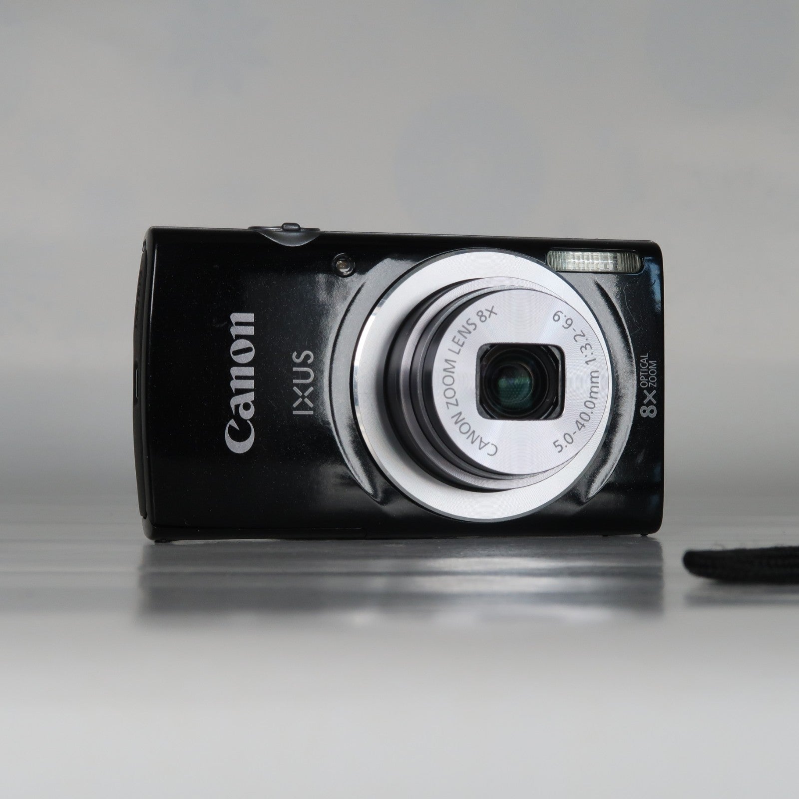 Canon IXUS 145 / ELPH 135 16.0MP Digital Camera Black – With SD Card 4GB & Case