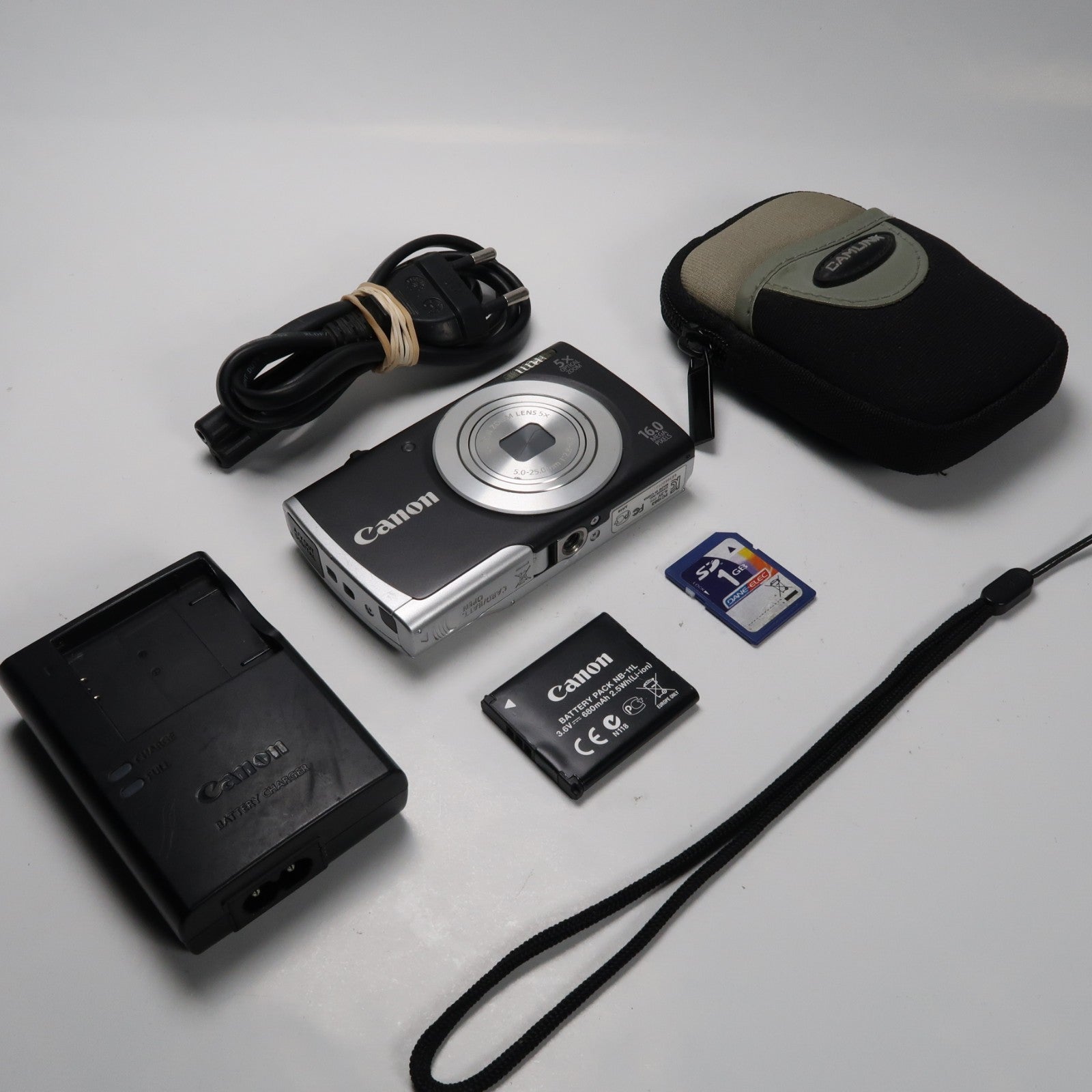 Canon Powershot A2550 HD 16.0MP + Canon Powershot A3200 Digital Cameras Bundle