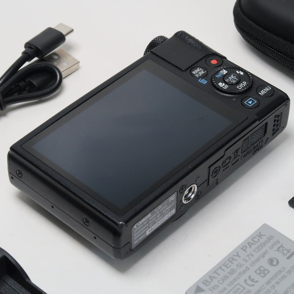 Canon PowerShot S110 12.1MP Digital Camera – Black, Case, SD Card – Excellent