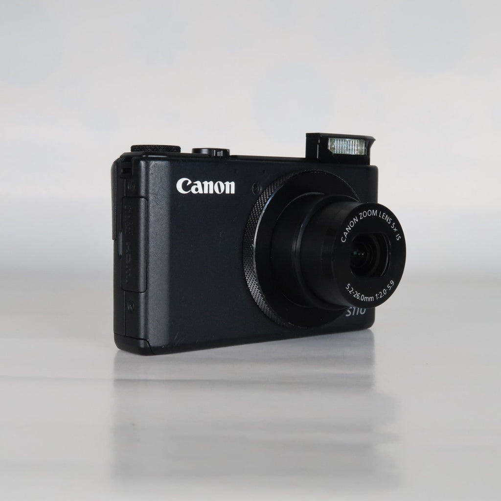 Canon PowerShot S110 12.1MP Digital Camera – Black, Case, SD Card – Excellent