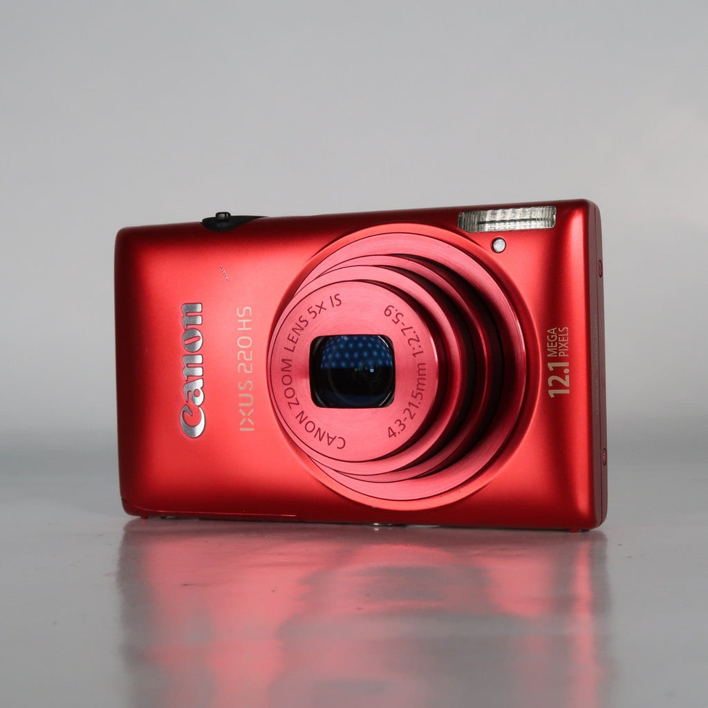 Canon IXUS 220 HS 12.1MP Digital Camera Red – Boxed Set