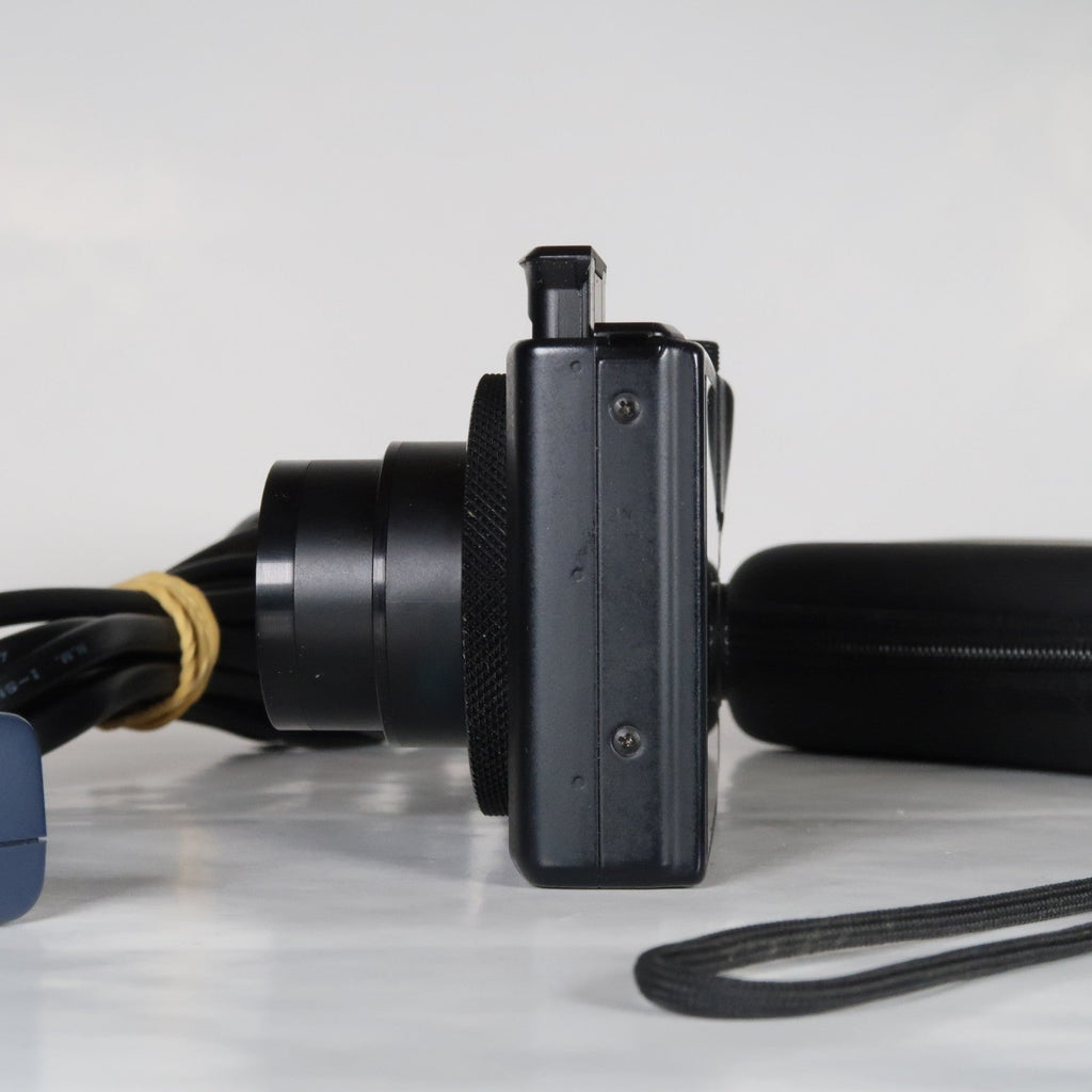 Canon PowerShot S110 12.1 MP Digital Camera Black – Original Packaging – Excellent